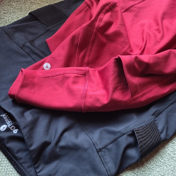 L5- Lot of 2👌 Red and Black High-Waisted Leggings - Picture 4 of 4